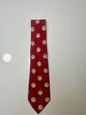 Red Smiley Face Tie